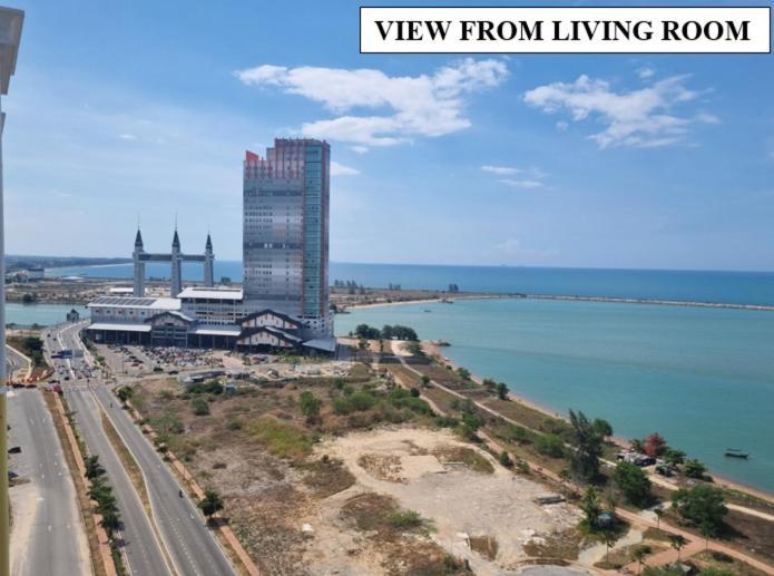 Seaside Haven Homestay Seaview Unit With Pool Opposite Ktcc & Mayang Mall - Pangsapuri Ladang Tanjung Куала-Тренгану Екстер'єр фото